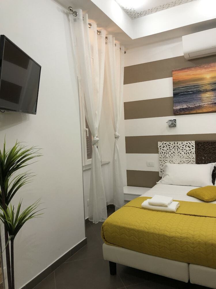 Hotel Ari Guest House