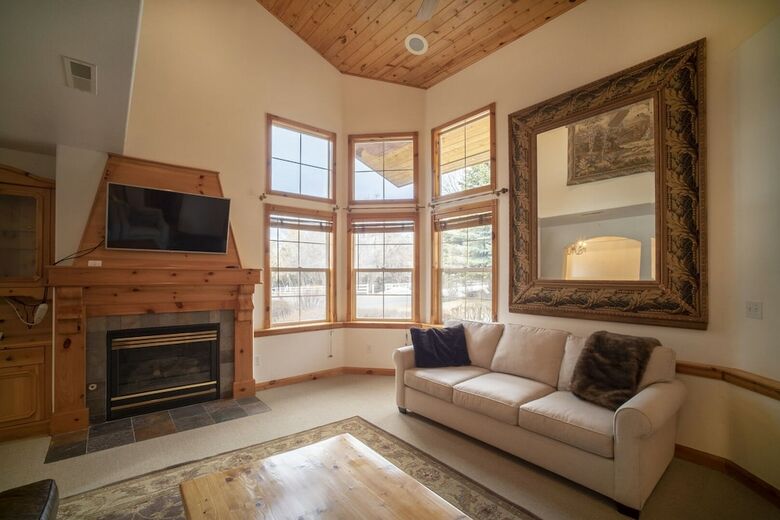 3 Bedroom 3 Bathroom Chalet 719