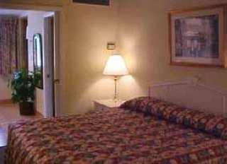 Hotel Quality Suites Bluebonnet Center