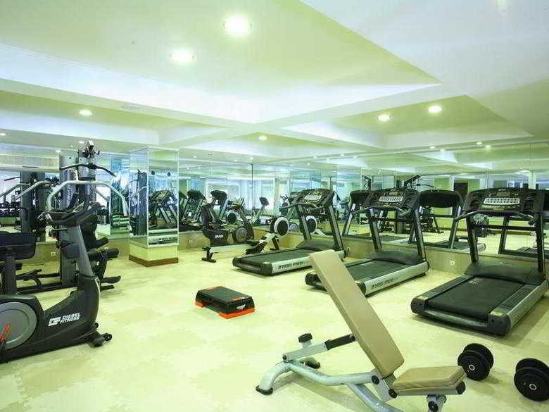 Hotel Forever Club
