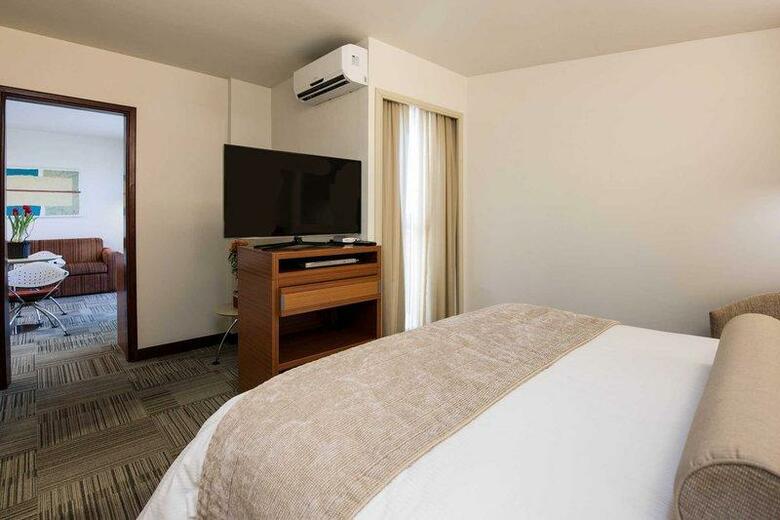 Hotel Comfort Suites Bras�lia