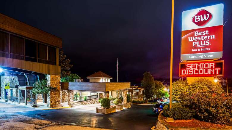 Hotel Best Western Plus Landing View Inn & Suites