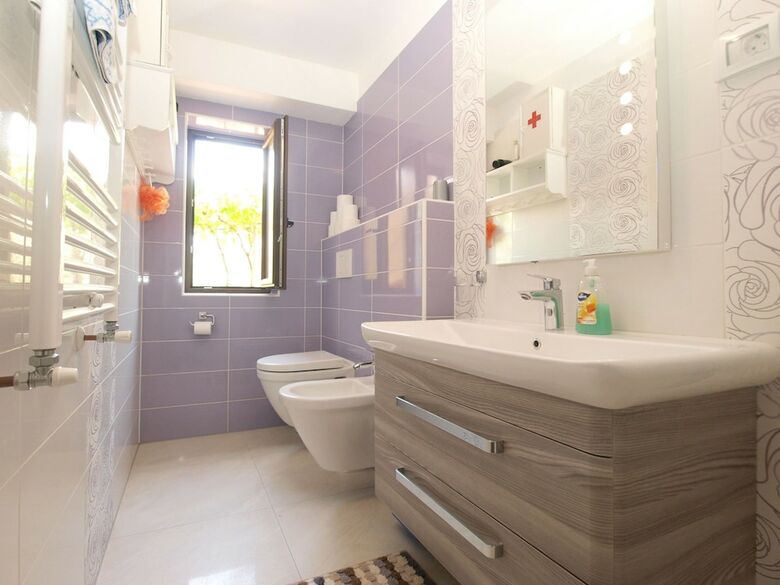 Apartment 64