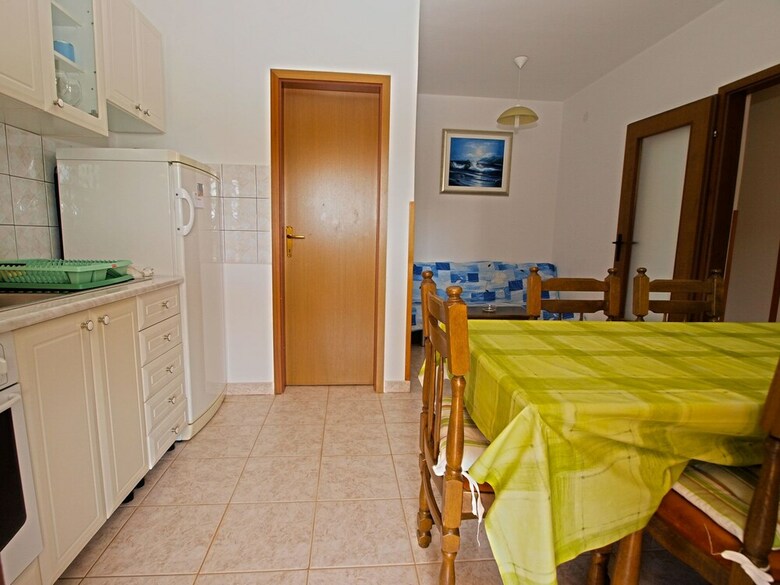 Apartment 39