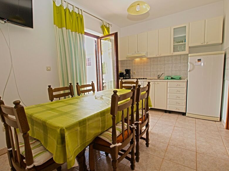 Apartment 39