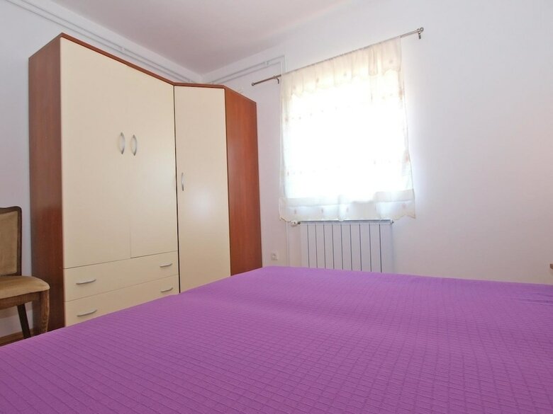 Apartment 1406
