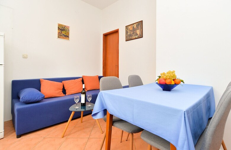 Apartment 365