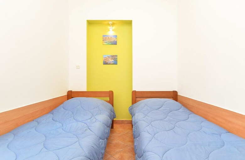 Apartment 344