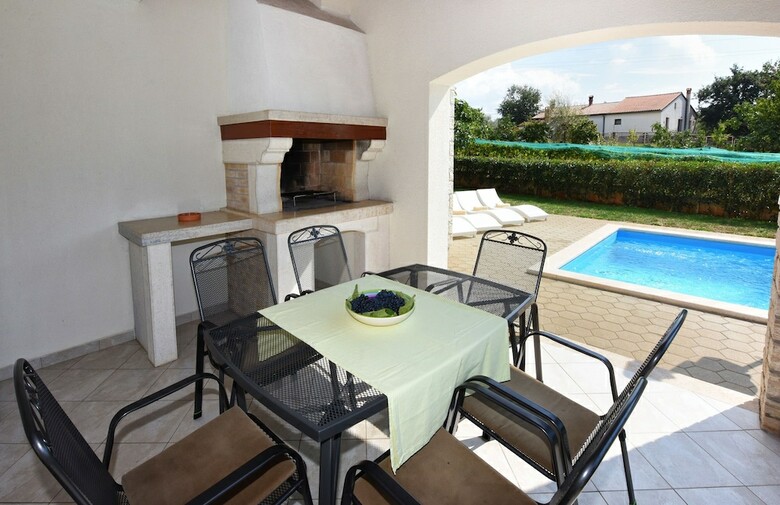 Villa 376