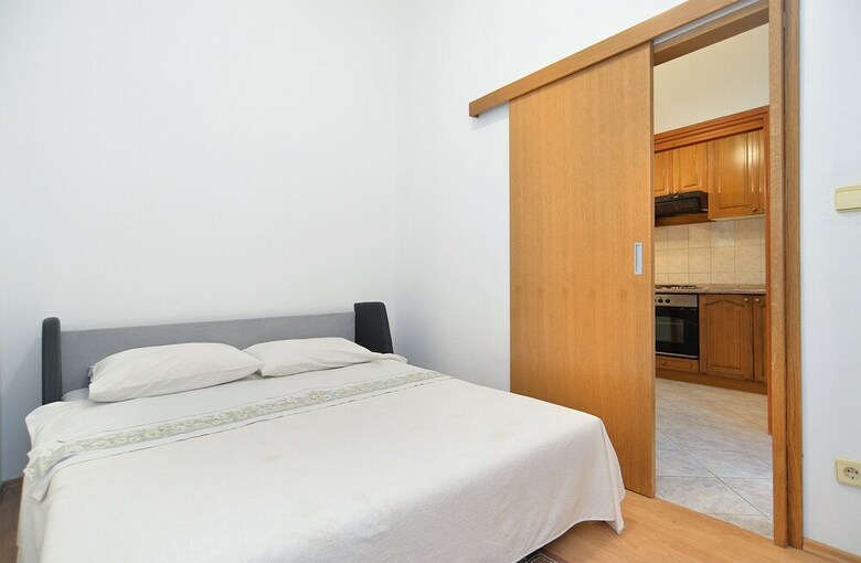 Apartment 106