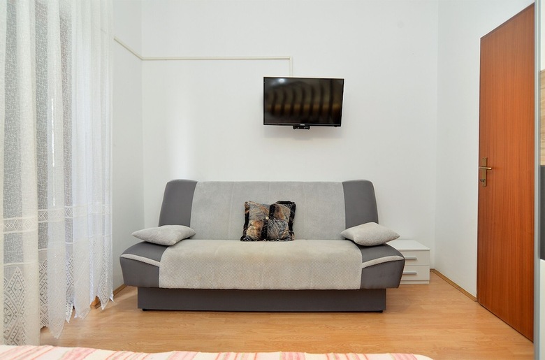 Apartment 106