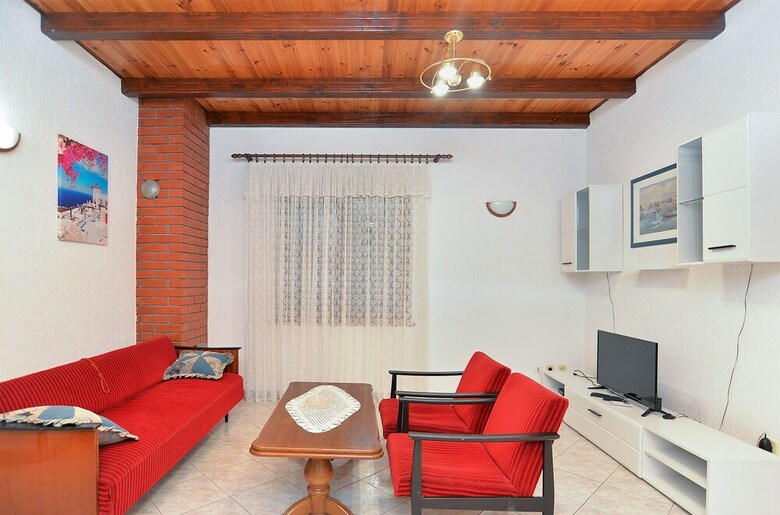 Apartment 106