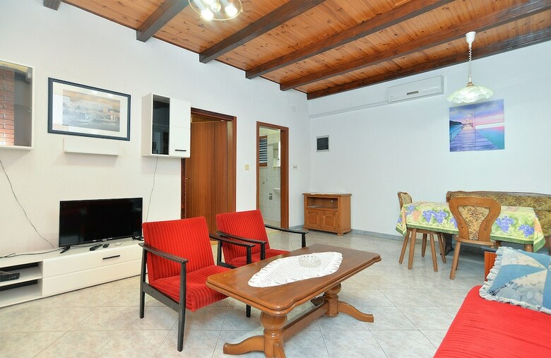 Apartment 106