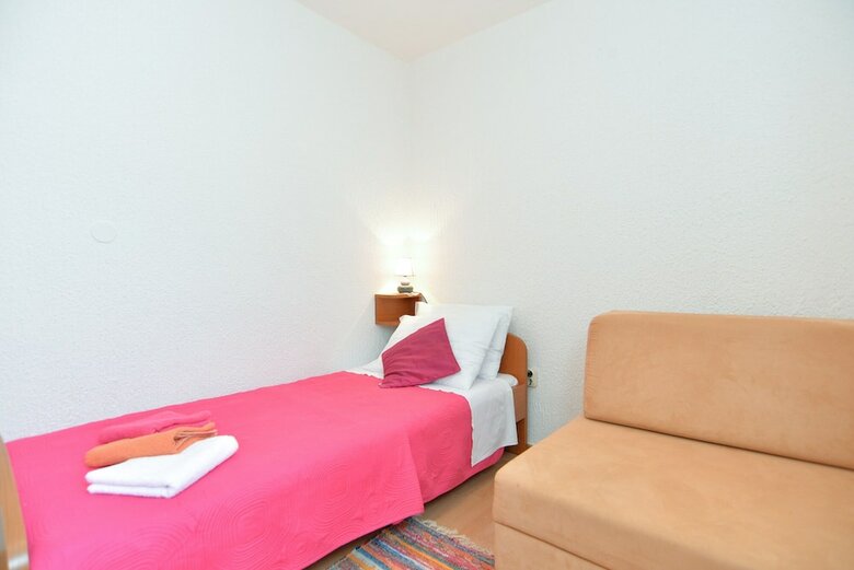 Apartment 358