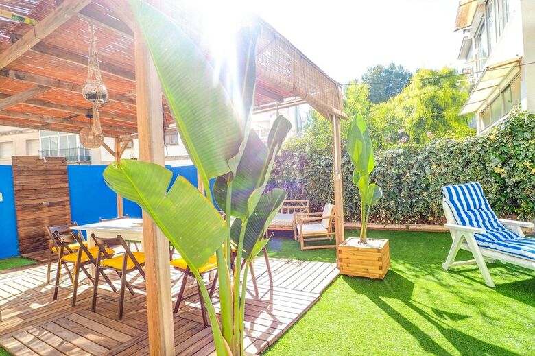 Apartamentos The Beach House Paradise