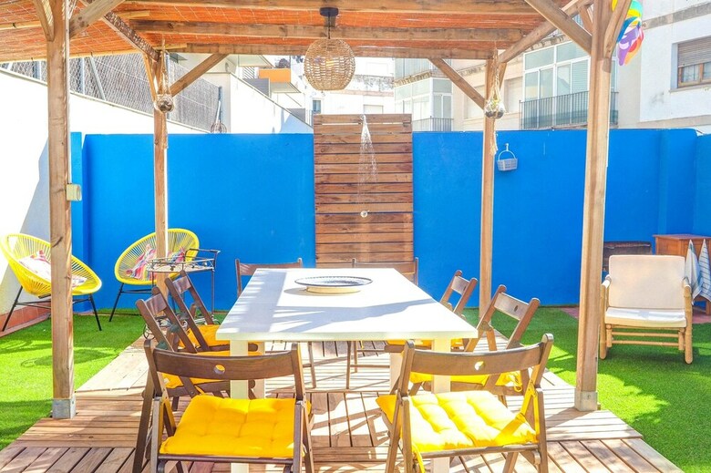 Apartamentos The Beach House Paradise