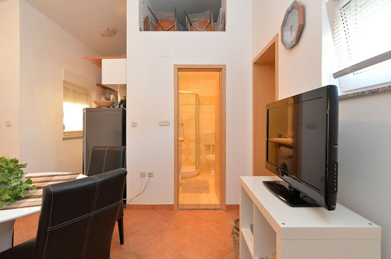 Apartment 258