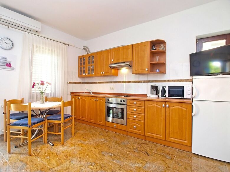 Apartment 336