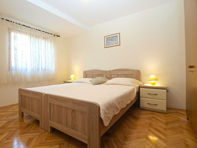 Apartment 604