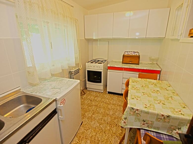 Apartment 390