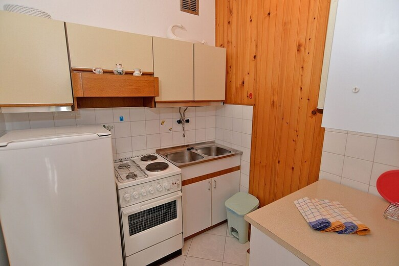 Apartment 650