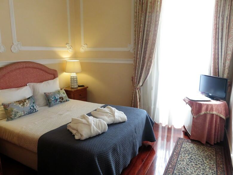 Hotel Allons-y Guesthouse