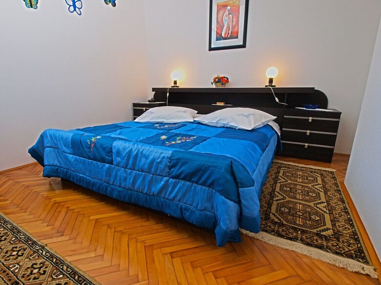 Apartment 531
