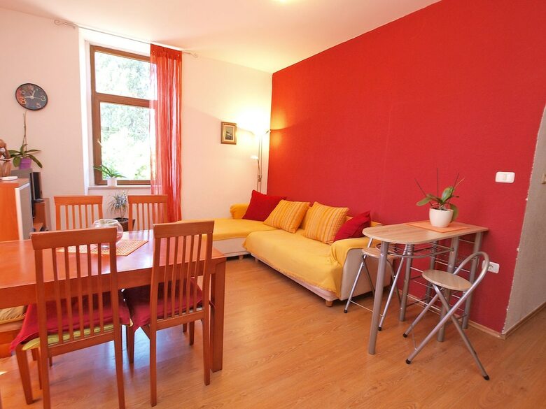 Apartment 849