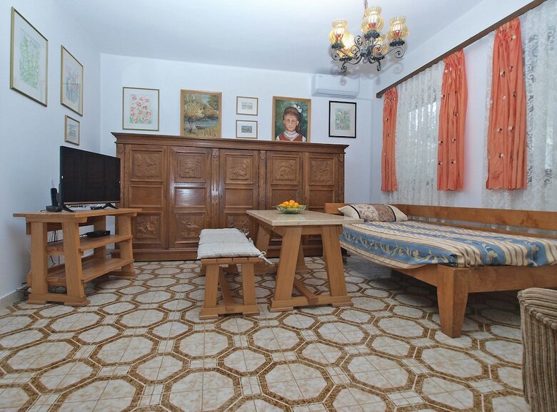 Apartment 924