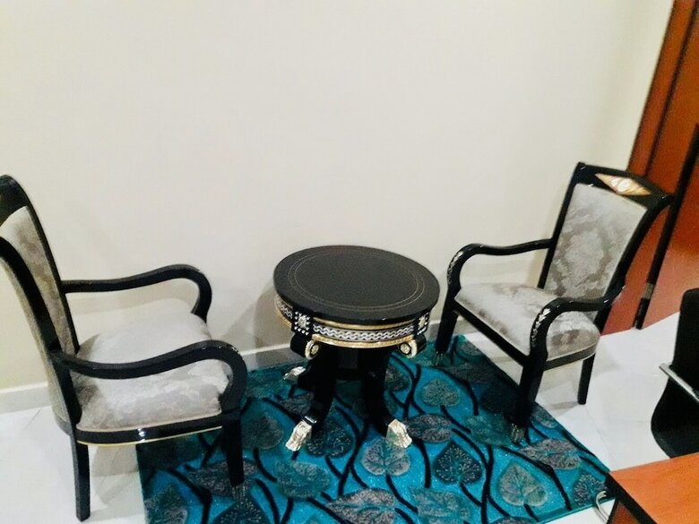 Hotel Limoh Suites