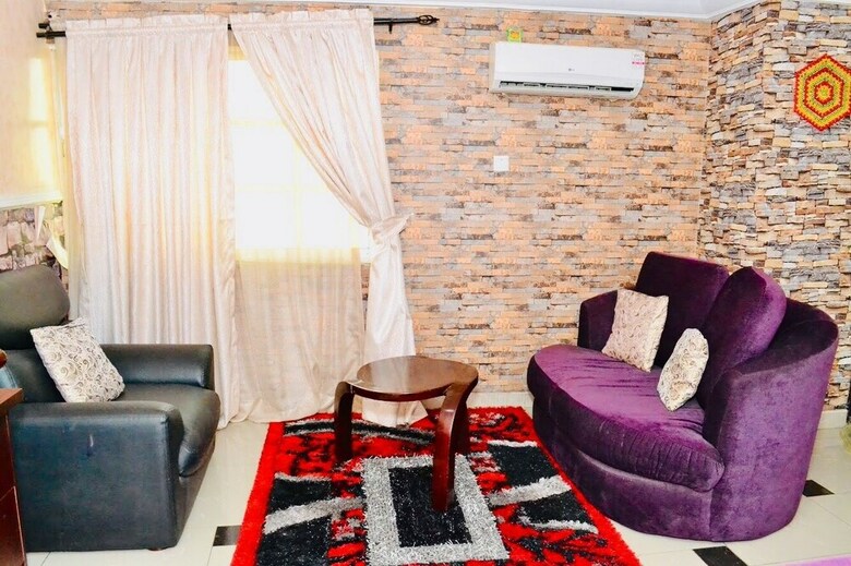 Hotel Limoh Suites