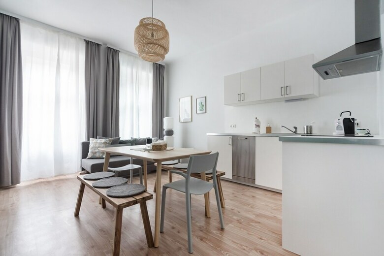 Apartments Geblergasse