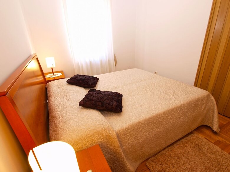 Apartment 1005