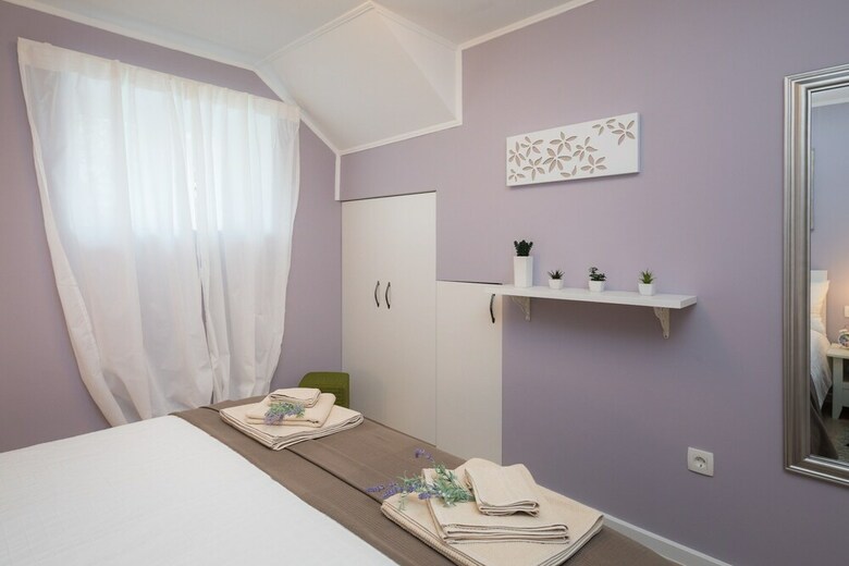 Apartments Zlatin Dvor
