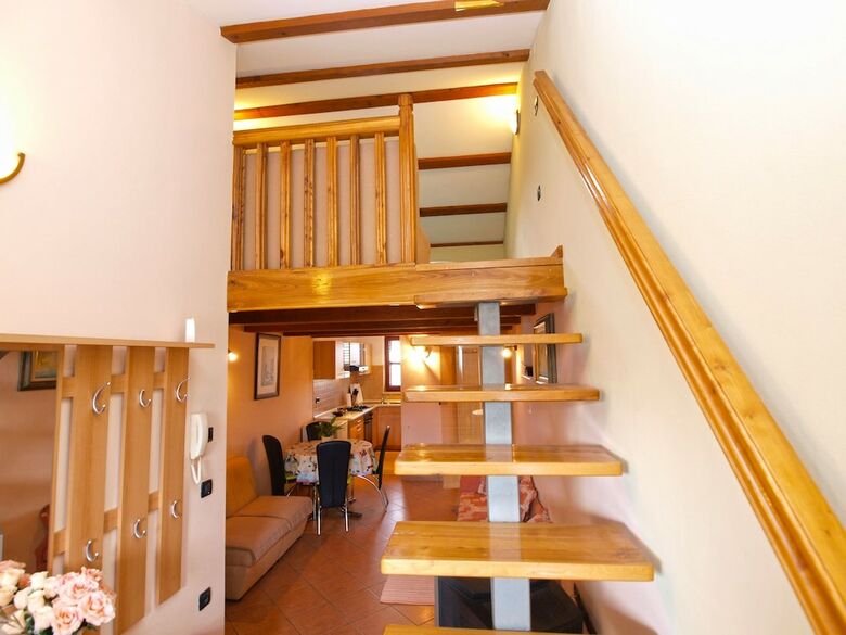 Apartment 1049