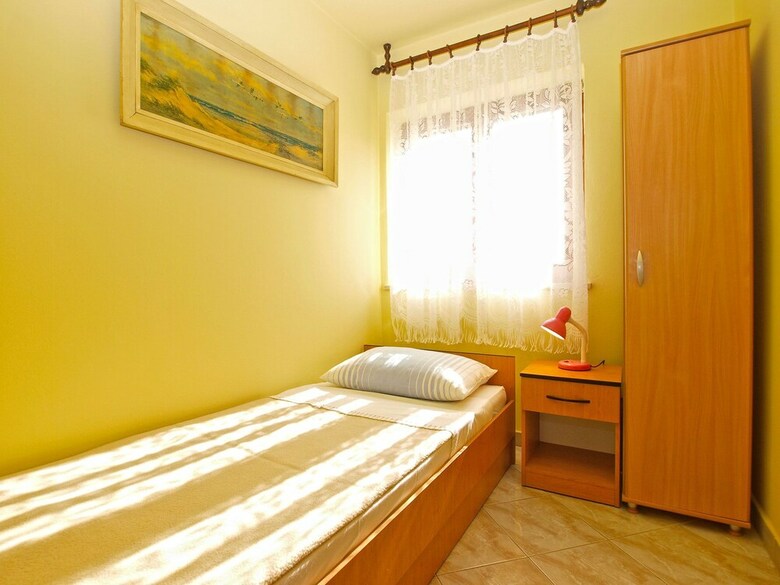 Apartment 1294