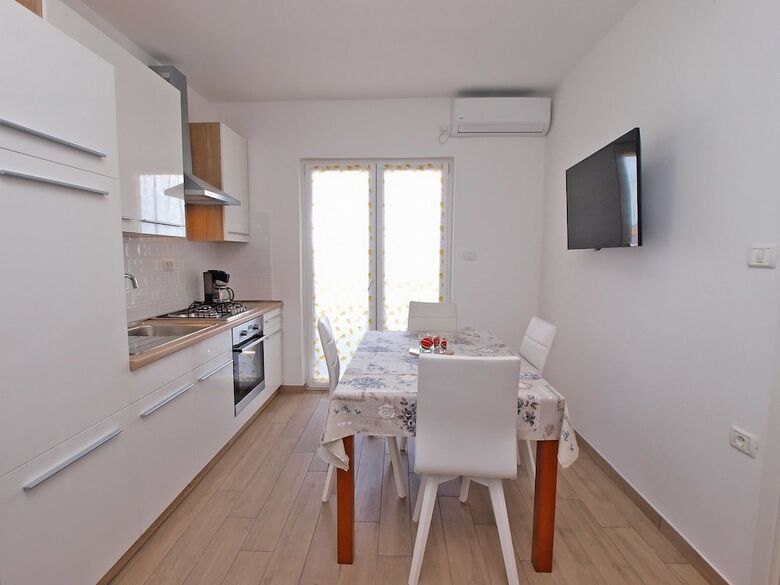 Apartment 1366