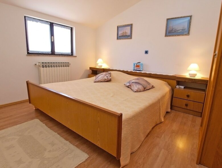 Apartment 1334