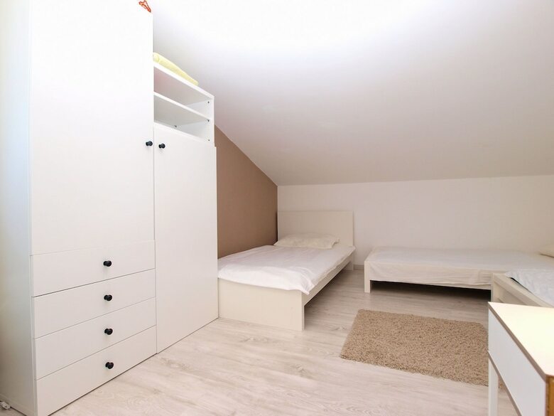 Apartment 1418