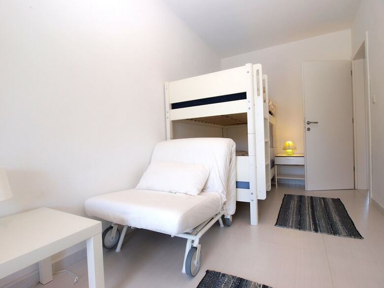 Apartment 1418