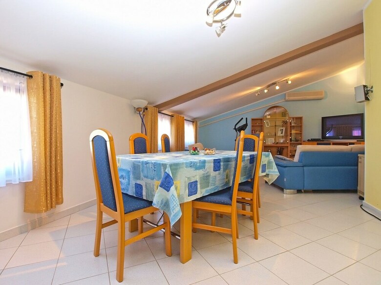 Apartment 1436