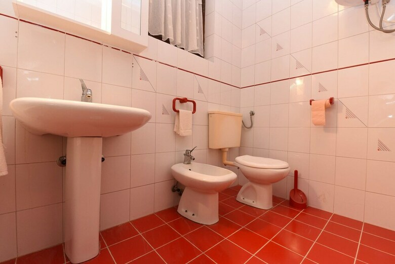 Apartment 1560