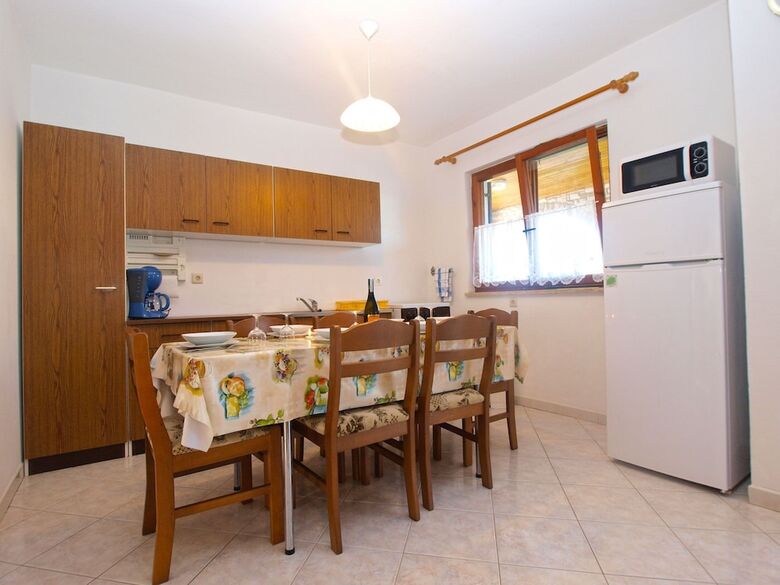Apartment 1481
