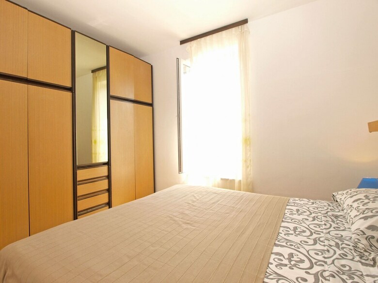 Apartment 1635
