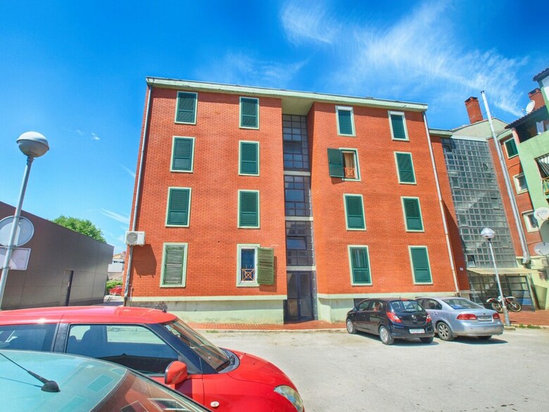 Apartment 1635