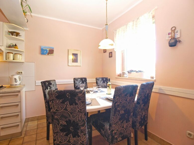 Apartment 1635
