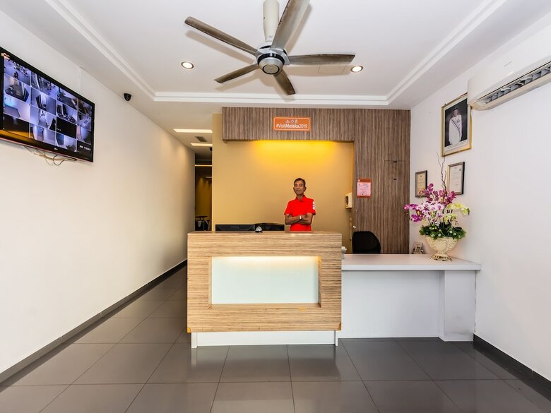 Oyo 835 Ms Hotel