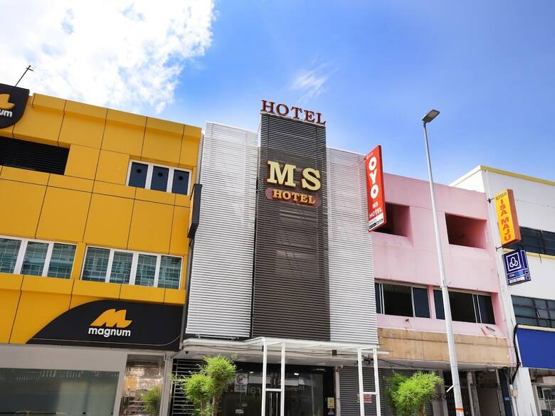 Oyo 835 Ms Hotel