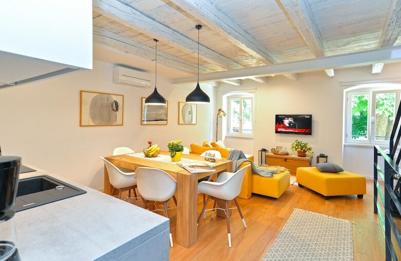 House 1650