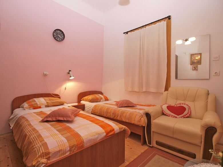 Hotel Room 1646